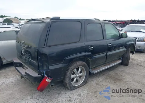 2006 Cadillac Escalade Standard from USA, damaged, VIN 1GYEC63N76R109948